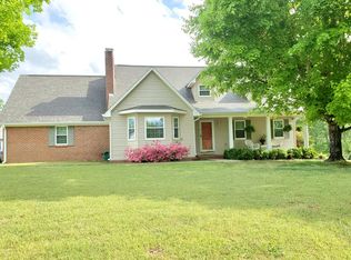 380 Oxford Dr, Killen, AL 35645