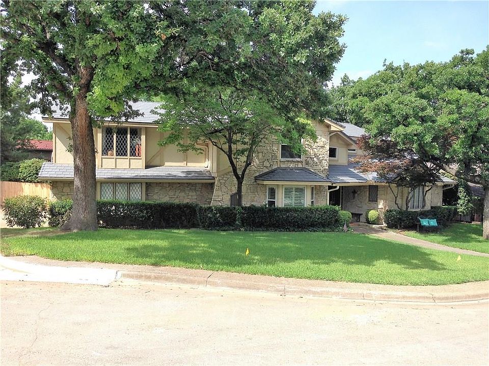 1st image of 6004 Amberwood Ct