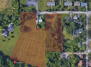 348 State Rd, Lockport, NY 14094