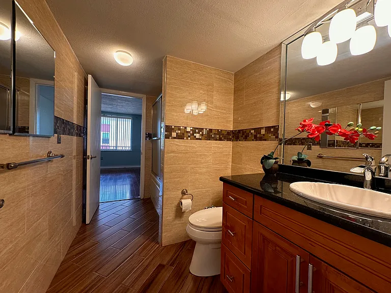 2699 Seville Blvd #701 — Photo 31