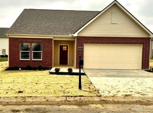 289 Hampton Trl, Springfield, OH 45502