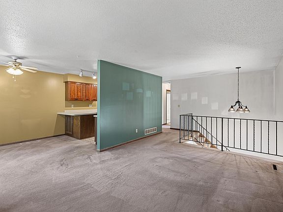 5th image of 3915 Gershwin Ave N
