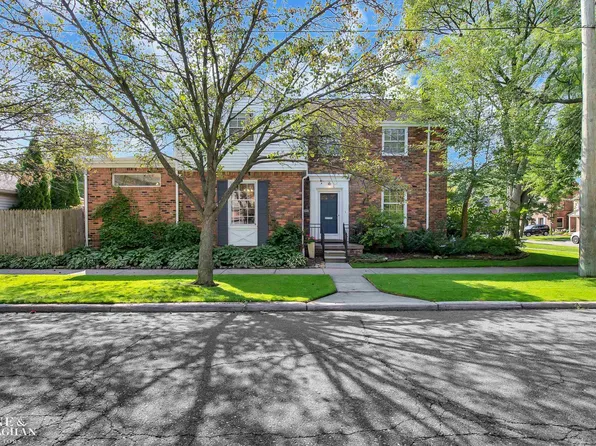 380 McKinley Ave, Grosse Pointe Farms, MI 48236