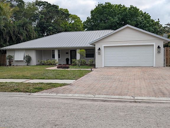 2nd image of 1603 Pine Hollow Drive