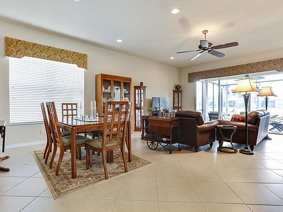 4th image of 15913 Cobble Mill Dr