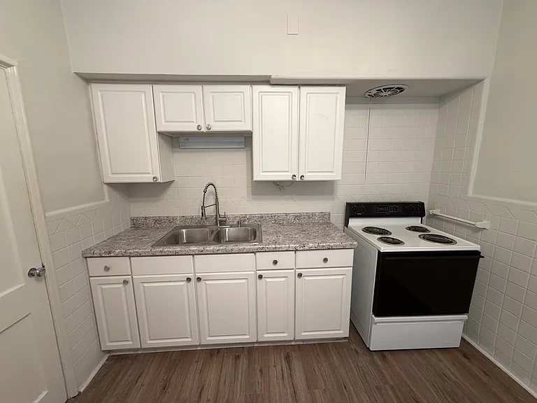 5329 Arsenal St — Photo 10
