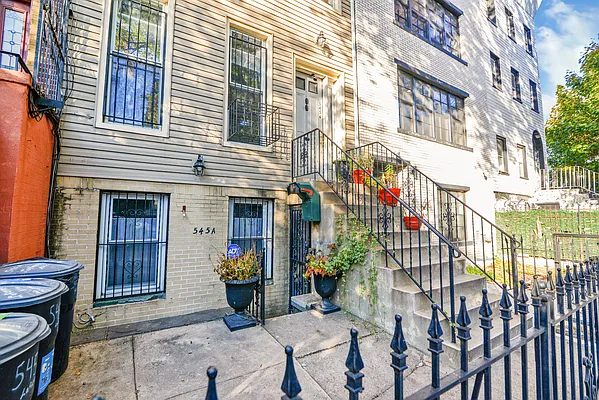Rented by Brownstone Property Group | media 6