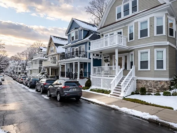 40 Alpha Rd #2, Dorchester, MA 02124