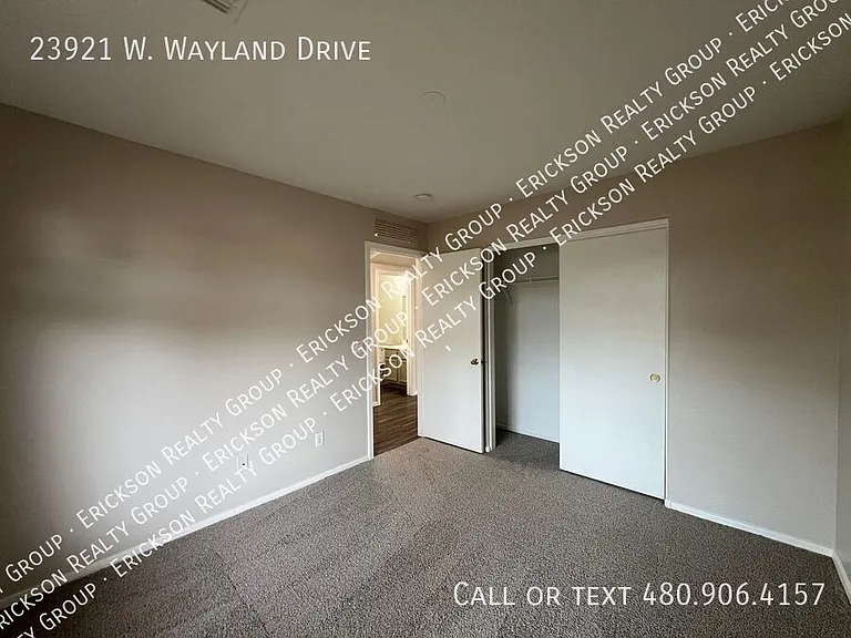 23921 W Wayland Dr — Photo 28