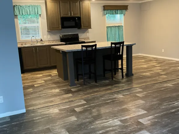 154 Skyview Lake Rd, Harmony, NC 28634
