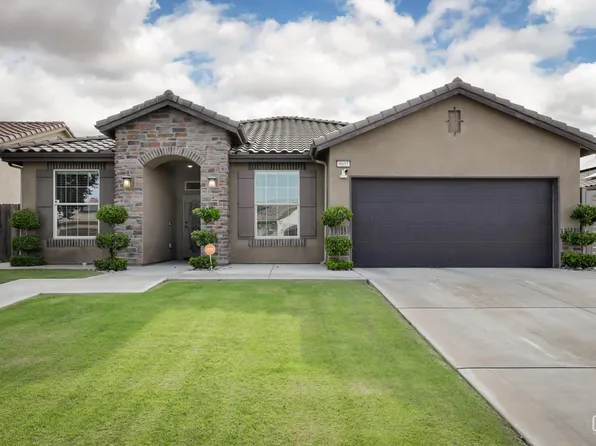 9605 Surfside St, Bakersfield, CA 93313