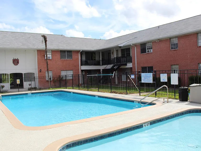 140 State Highway 35 N — Photo 18