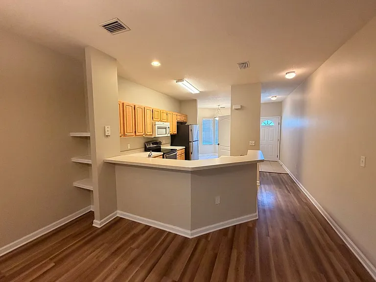 3750 Silver Bluff Blvd #406 — Photo 12