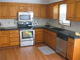 4th image of 6704 N Saint Clair Ct