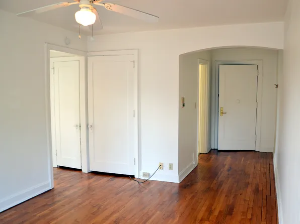 29 W Daniels Street