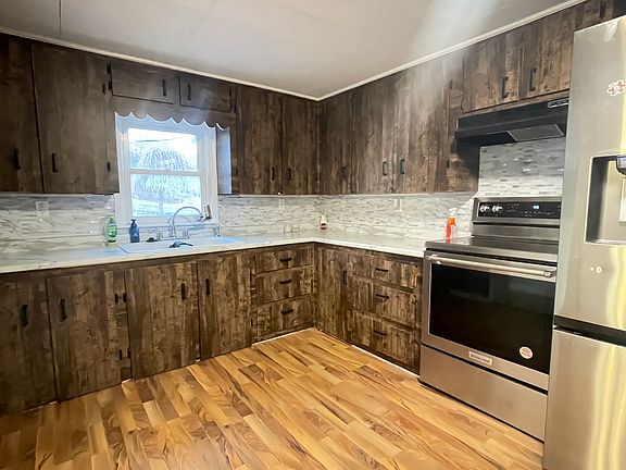 4th image of 13742 Cherokee Ln