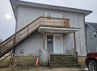 419 1st Street Northeast - 2, Oelwein, IA 50662
