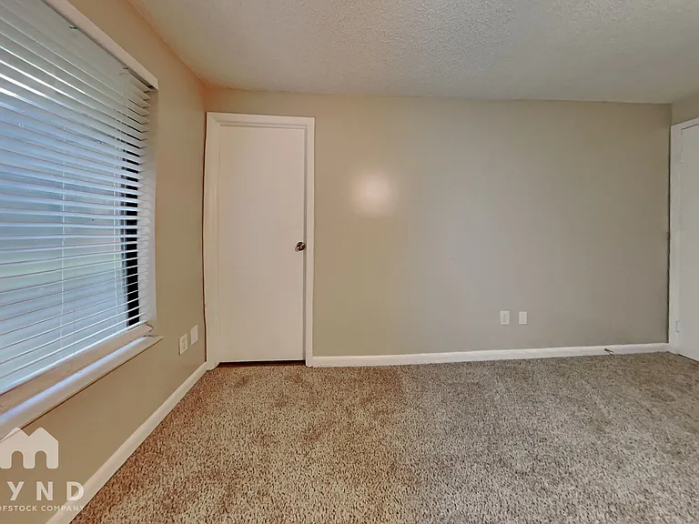 1348 Bear Run Blvd — Photo 8