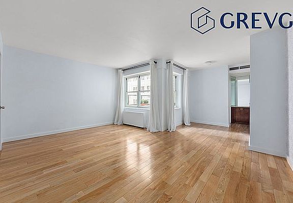 5th image of 159 W 53rd St APT 11A