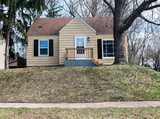 2712 Riley Ave SW, Wyoming, MI 49509