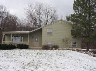 2149 Kamm Rd, Marietta, NY 13110