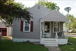 1st image of 2200 W 10th St