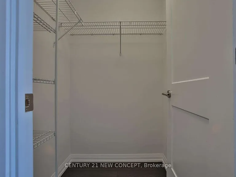 7895 Jane St #3017 — Photo 12