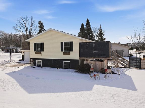 3rd image of 713 MUELLER STREET