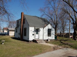 203 E Vance St, Sycamore, IL 60178