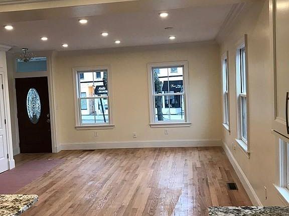 2nd image of 156 Hampshire St #1