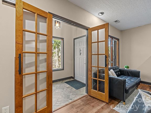 5th image of 13634 Pine Harbor Rd