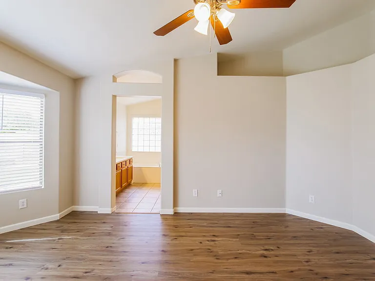 6115 W Park View Ln — Photo 11