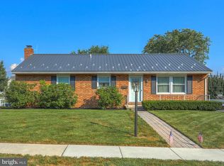 715 E Walnut St, Hanover, PA 17331