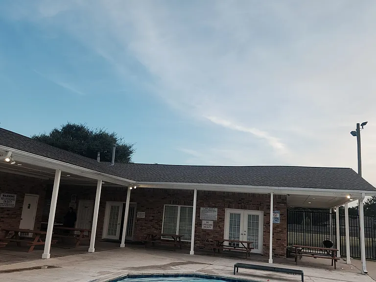 4318 Spring Garden Dr — Photo 31