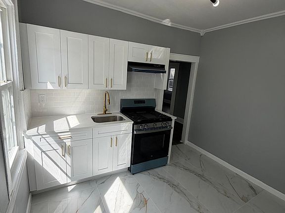 2nd image of 192 Mapes Ave #A