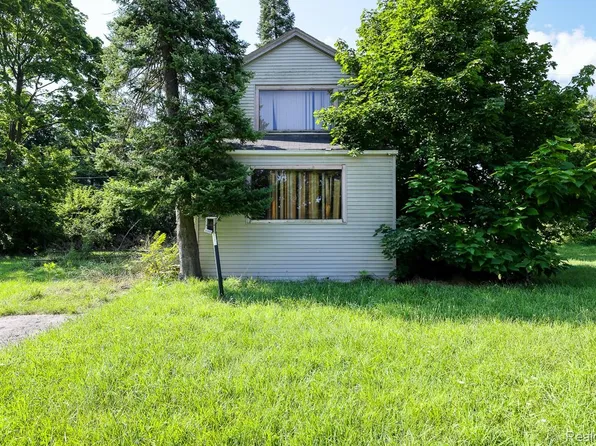 1521 W Dartmouth St, Flint, MI 48504