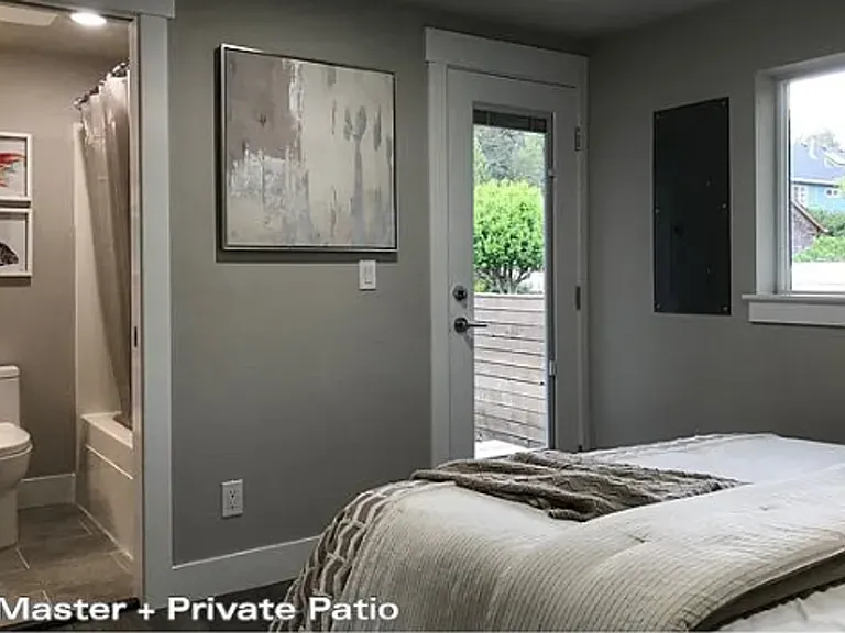 596 N Larch St — Photo 15