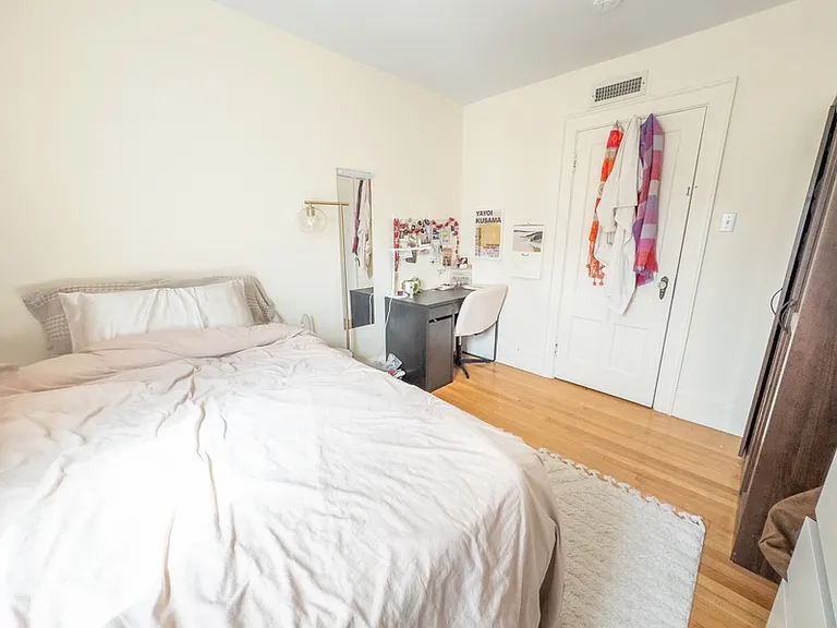 21 Essex St #2 — Photo 13