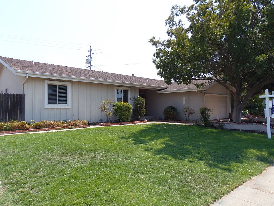 1st image of 7649 Canterbury Ln