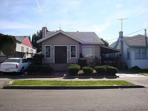 1st image of 2750 76th Ave