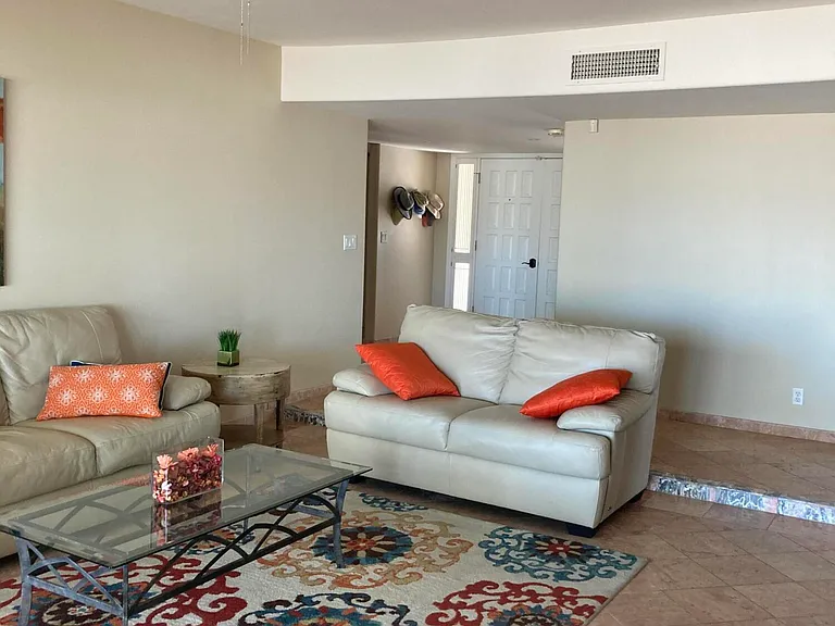 1825 Los Lagos Cir — Photo 4