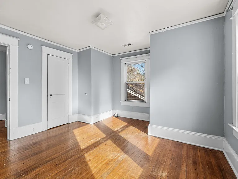 1402 W Market St #1402 — Photo 10