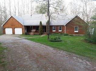 979 River Rd, Bowdoinham, ME 04008