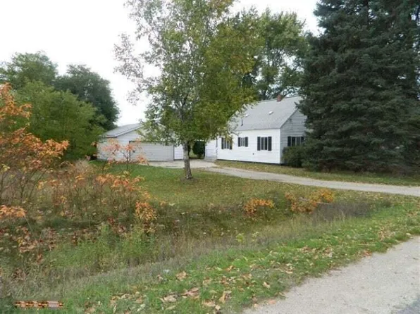 3537 Sheringer Rd, Muskegon, MI 49444