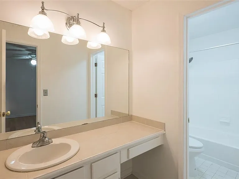 9070 Cobbler Ct — Photo 24