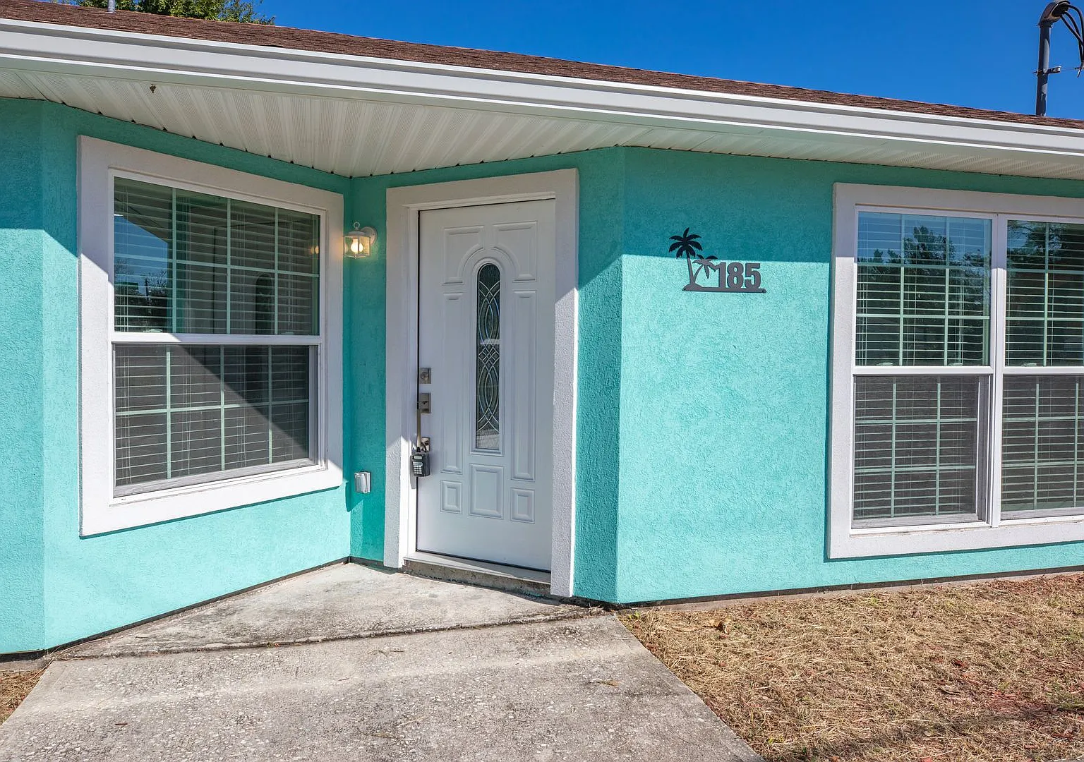 Adorable duplex in Atlantic Beach — Photo 3