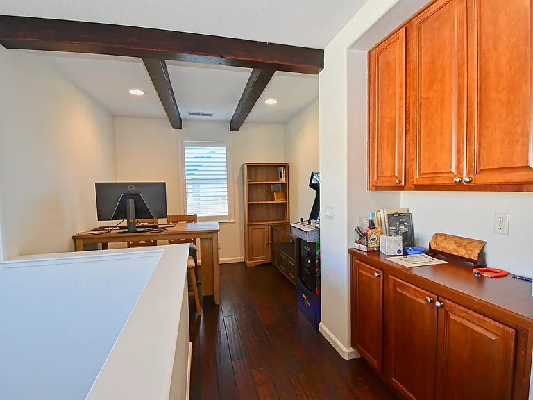 1616 Spicewood Cir — Photo 10