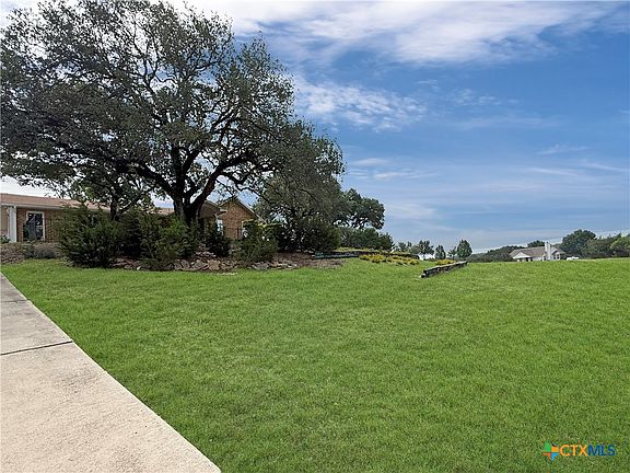 5th image of 2237 Apache Dr