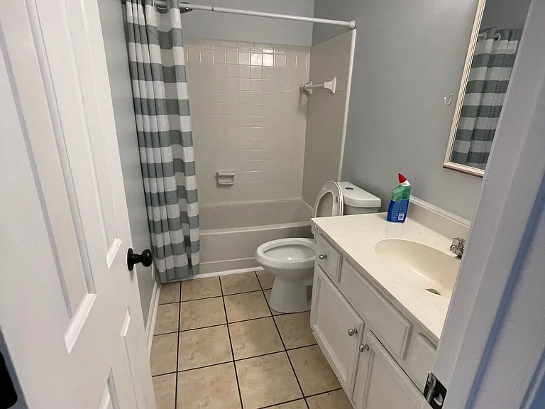 1506 Wenwood Ct — Photo 14
