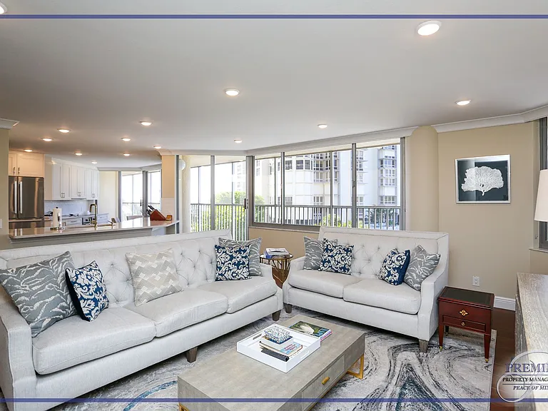 4041 Gulf Shore Blvd N #305 — Photo 7
